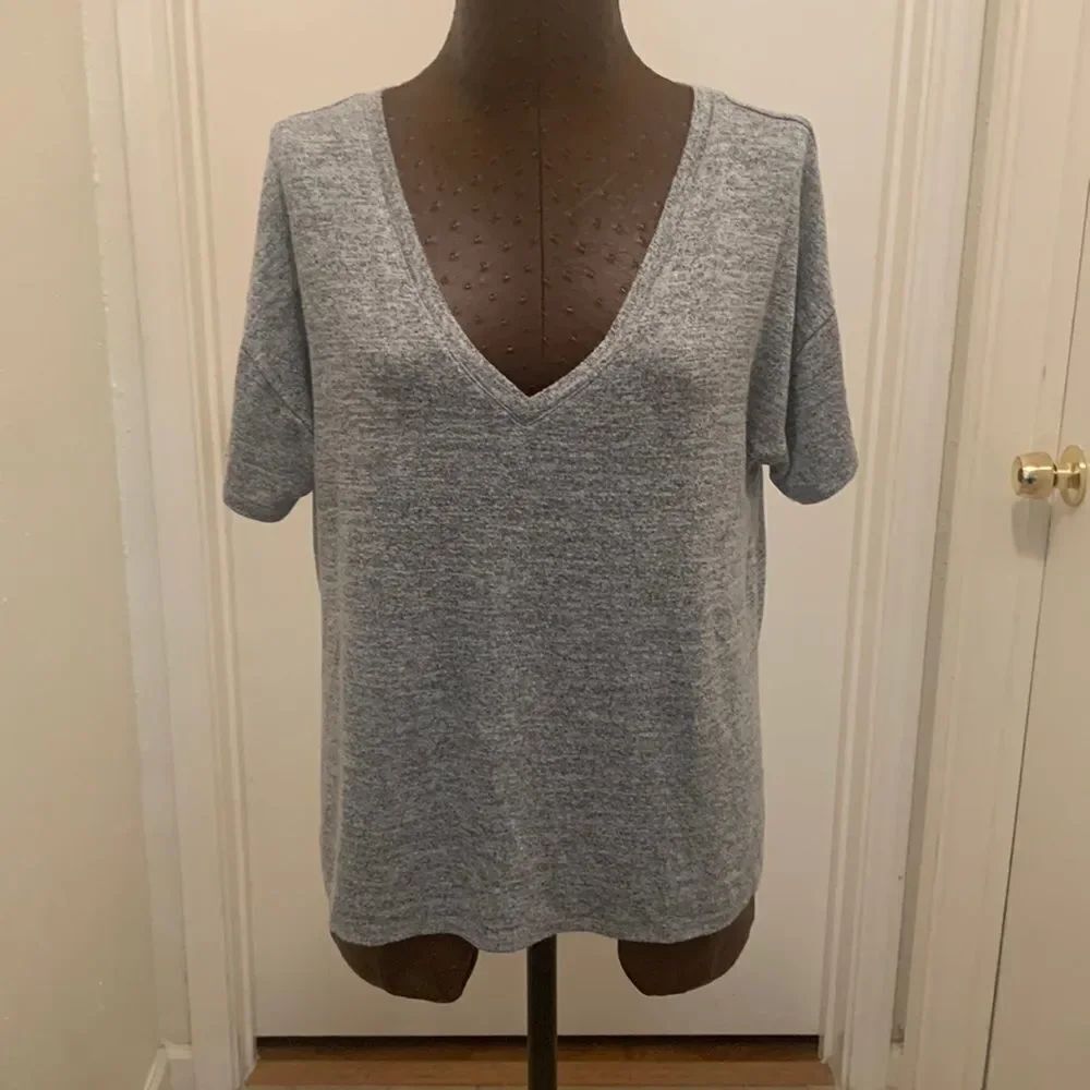 3fo!r$20 shirt small